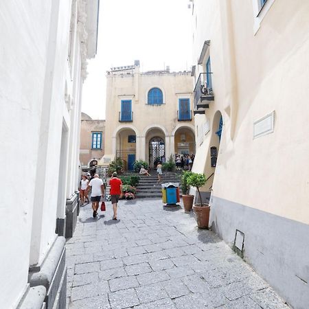 Qasar Luxury Suite - In Capri'S Piazzetta Exterior foto